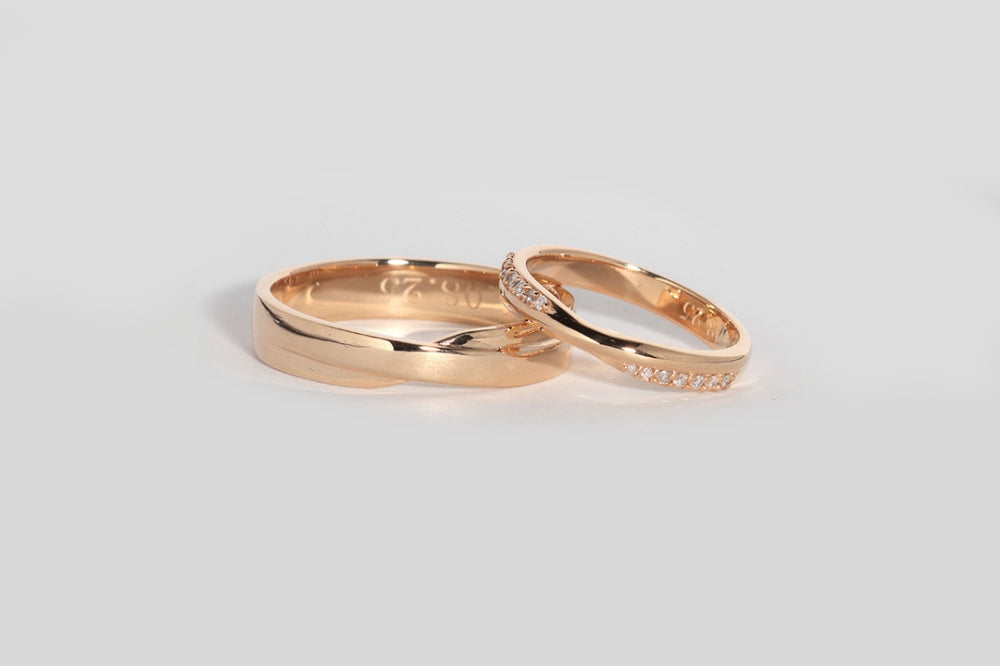 Argollas de matrimonio: ¿Oro sólido o hueco?