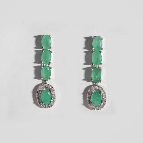 Aretes con esmeraldas y diamantes