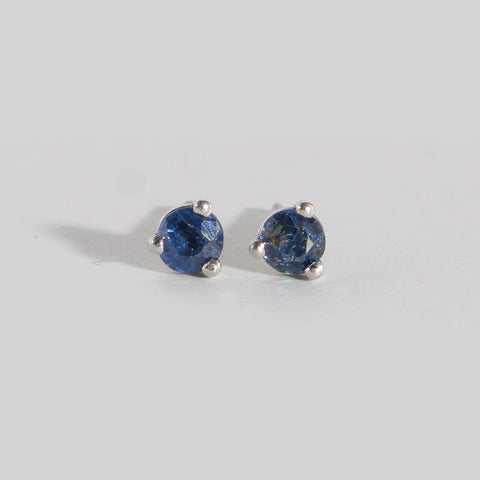 Studs con Zafiros