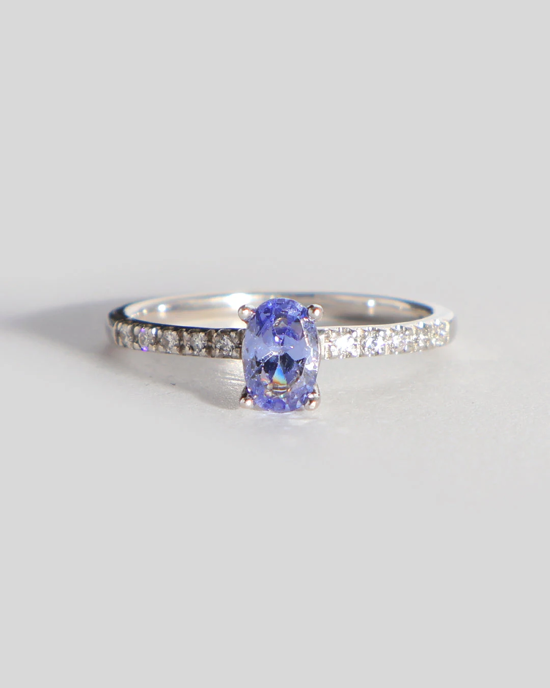 Anillo Renata
