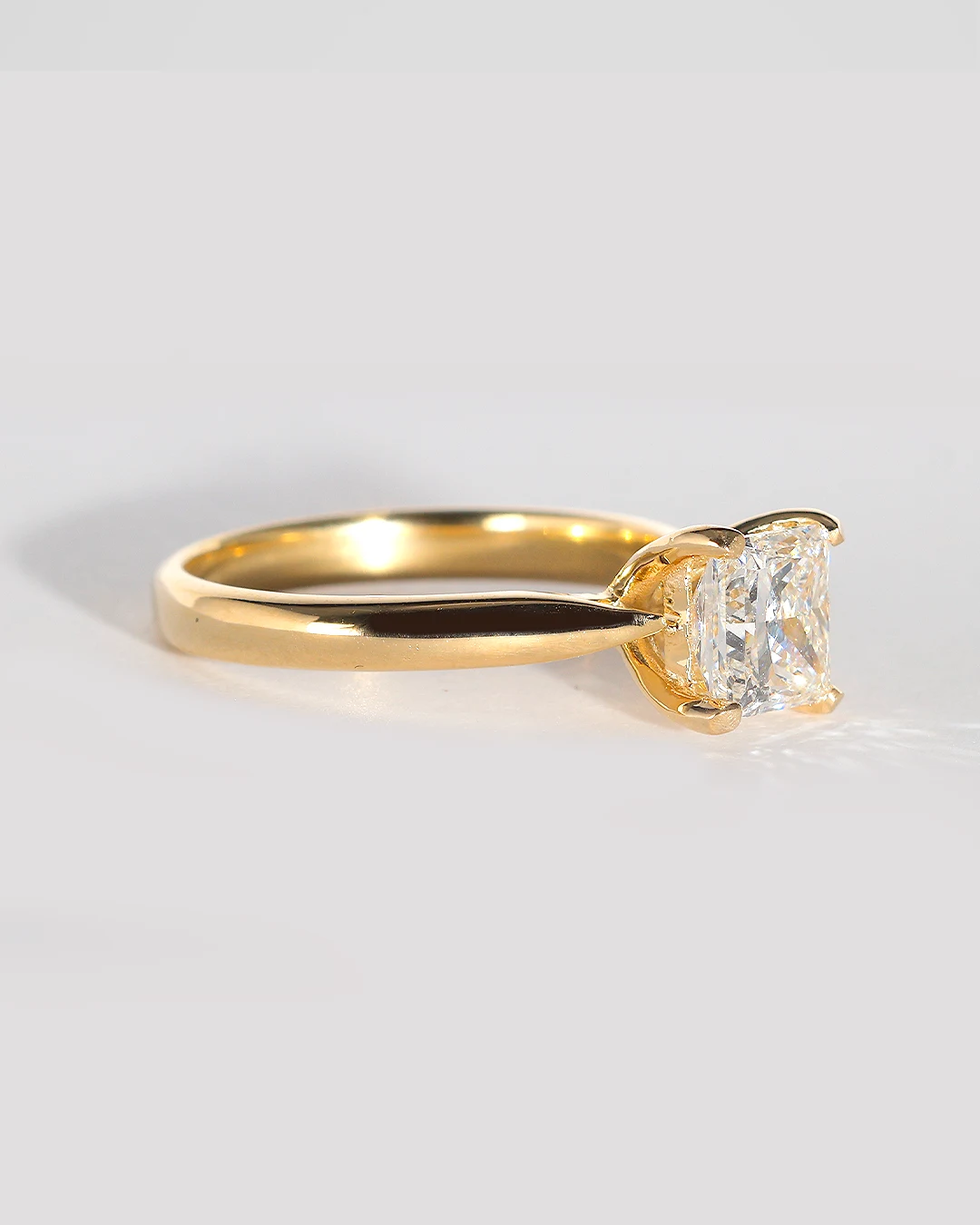 Anillo de compromiso Bennett — Forever Us — vista 3
