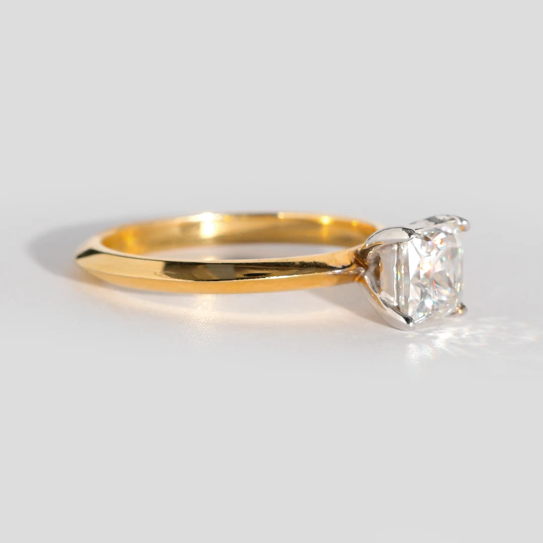 Anillo de compromiso solitario — Forever Us — vista 3