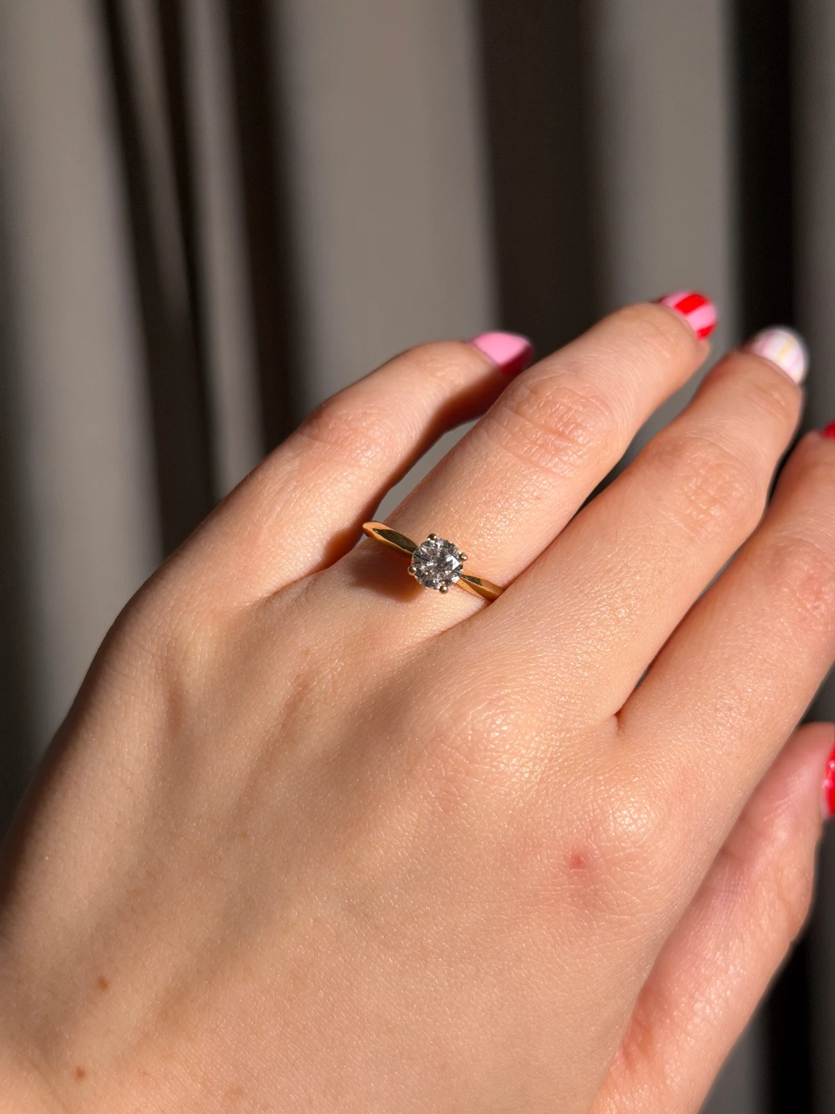 Anillo de compromiso Ayra — Forever Us — vista 2