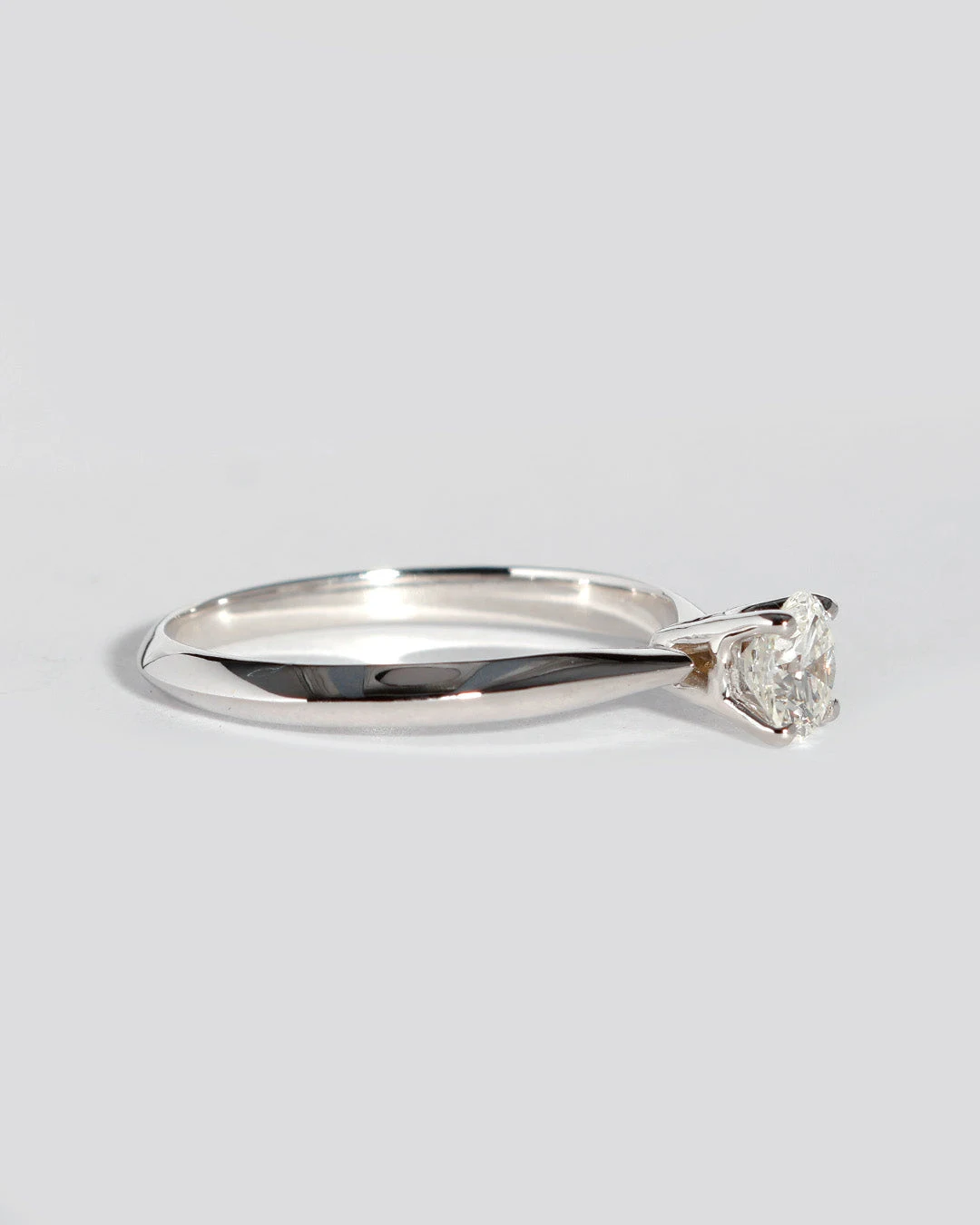 Anillo de compromiso Ayra — Forever Us — vista 3